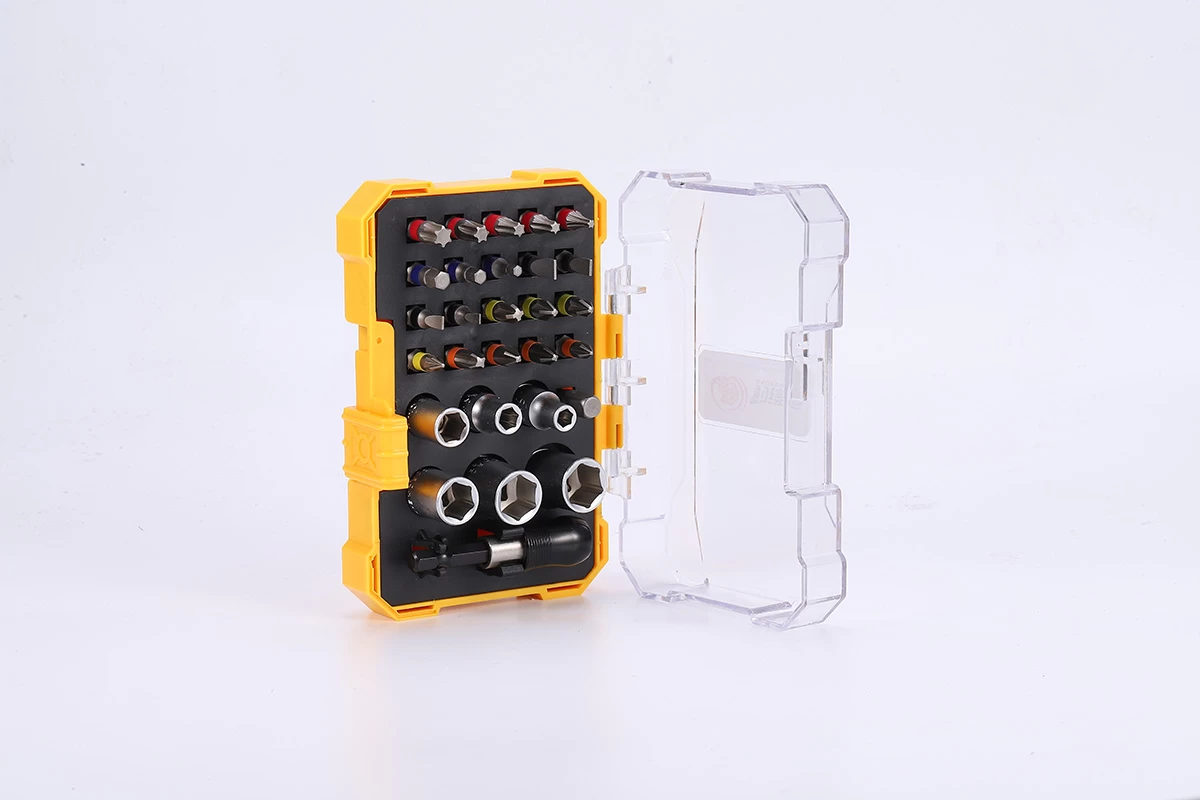 Zestaw 28 nasadek i bitów wkrętakowych