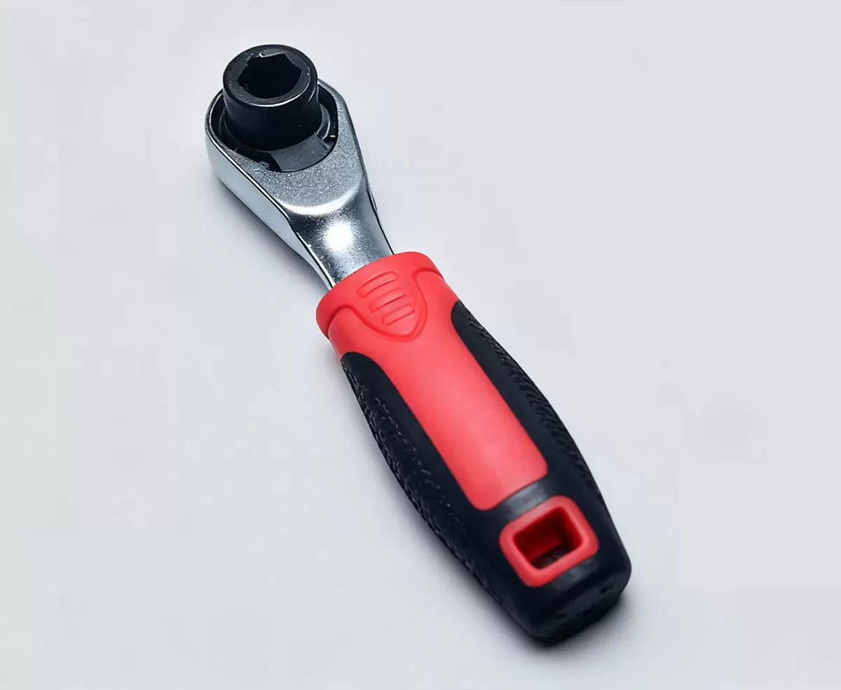 Miniaturowy klucz grzechotkowy